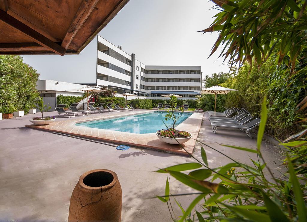 Hotel Enterprise Montalto di Castro Eksteriør billede
