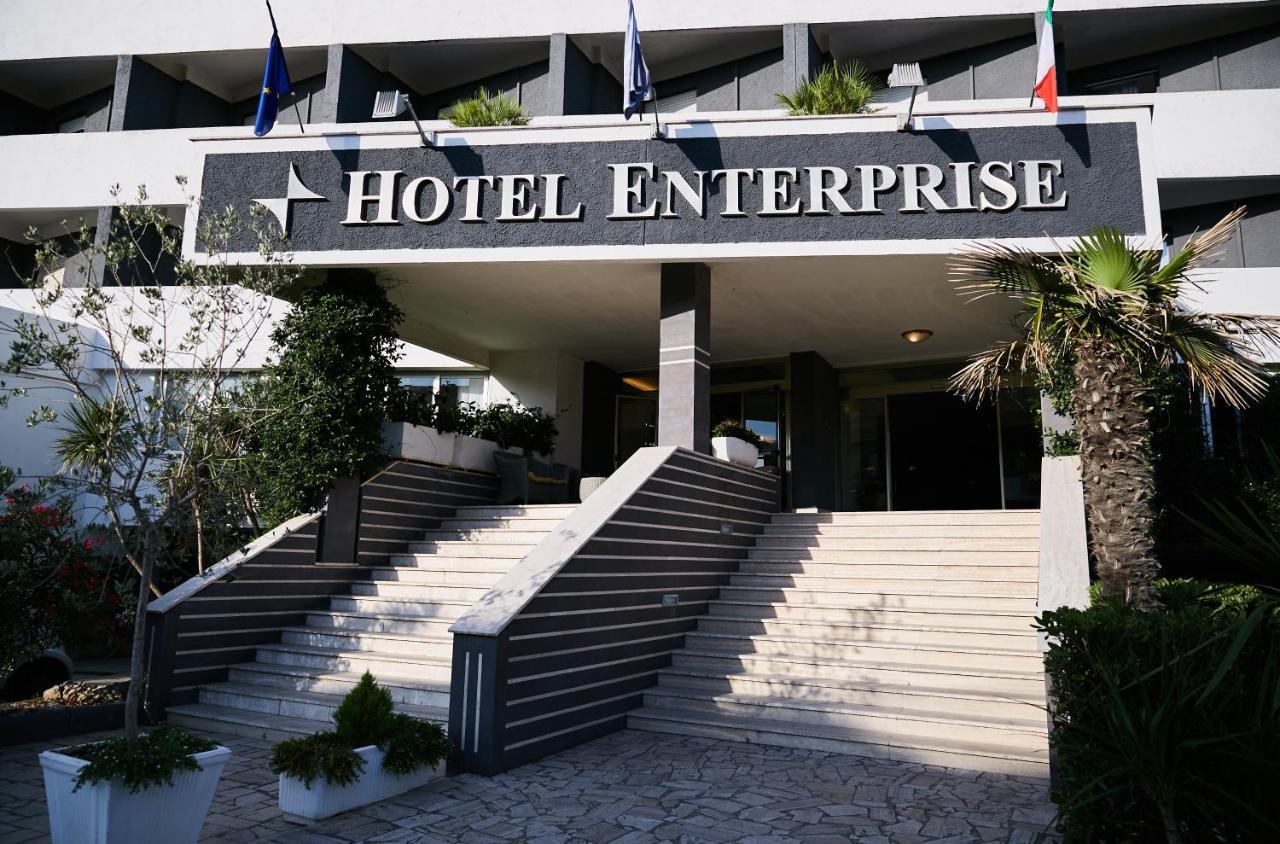 Hotel Enterprise Montalto di Castro Eksteriør billede